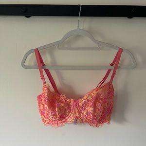 Victoria’s Secret Unlined
Balconette Bra